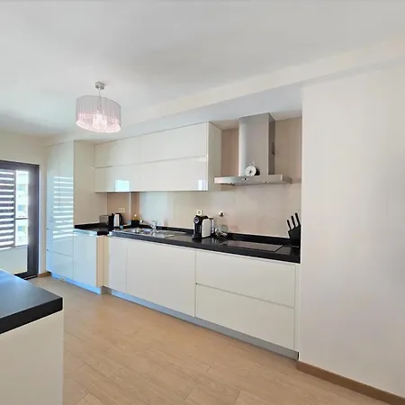 Appartement Superior Garage&balcony Da Prime Flat